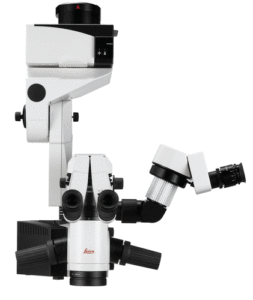 Microscop operator Leica Wild M691